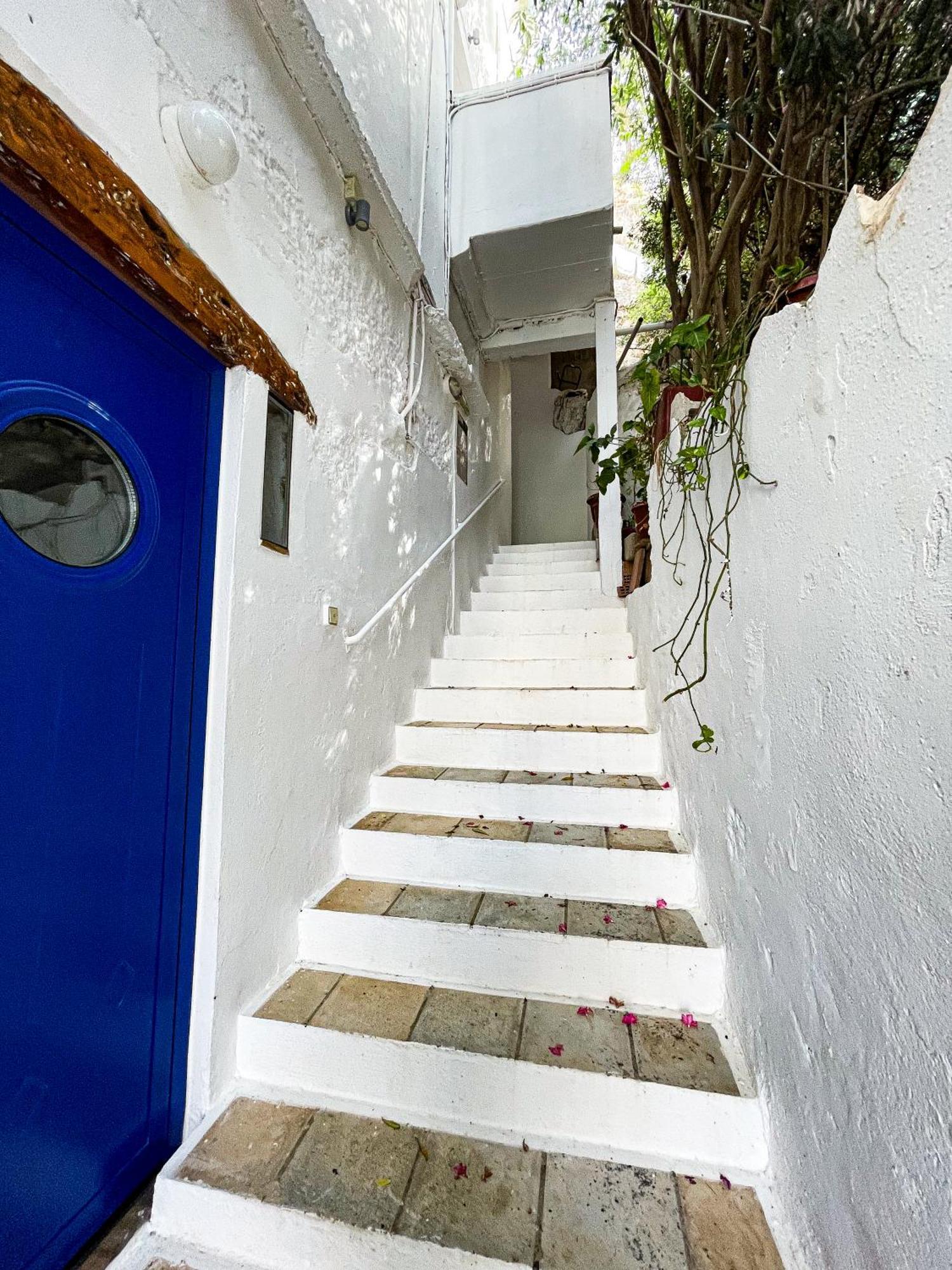 The Blue House Hotel Loutro Buitenkant foto